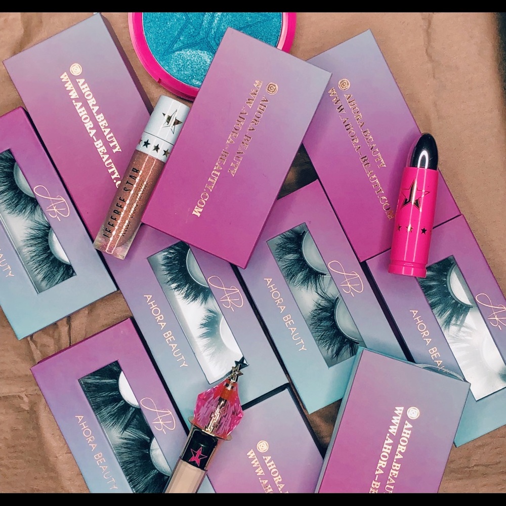 Luxurious Lashes